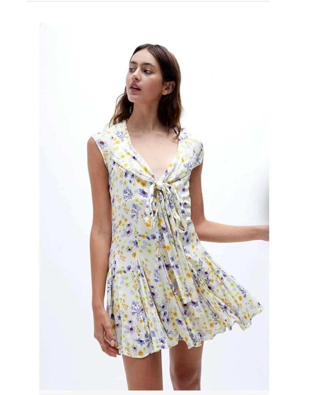 Free People Floral Tie Front Open Back Mini Dress Size M Boho Cottagecore
